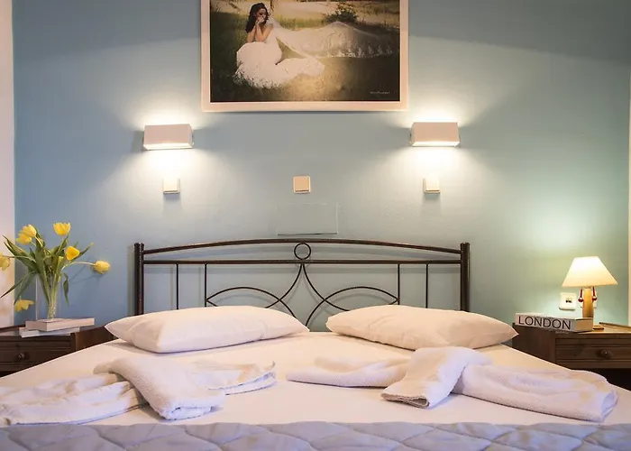 Yiannis Yard & Κως Πόλη