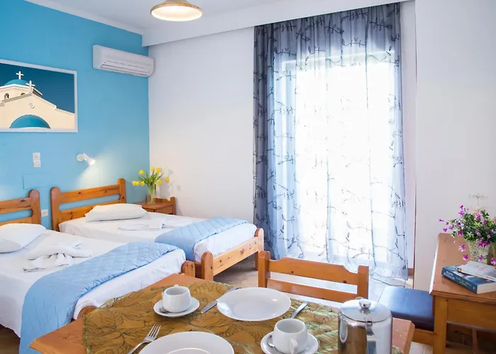 Yiannis Yard & Ξενοδοχείο με διαμερίσματα