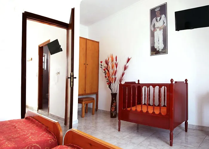 Ξενοδοχείο με διαμερίσματα Yiannis Yard &