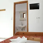 Yiannis Yard & Apart-hotel 4*