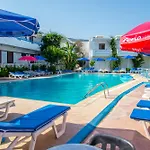 Apart-hotel Yiannis Yard & 4*