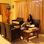 Yiannis Yard & Apartahotel 4*