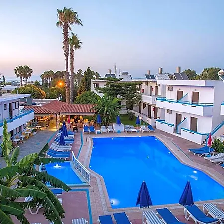 Apartahotel Yiannis Yard & 4*
