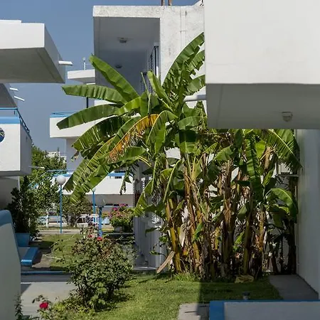 Apartahotel Yiannis Yard &
