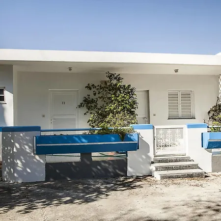 Yiannis Yard & Lejlighedshotel 4*