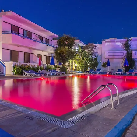 Aparthotel Yiannis Yard &