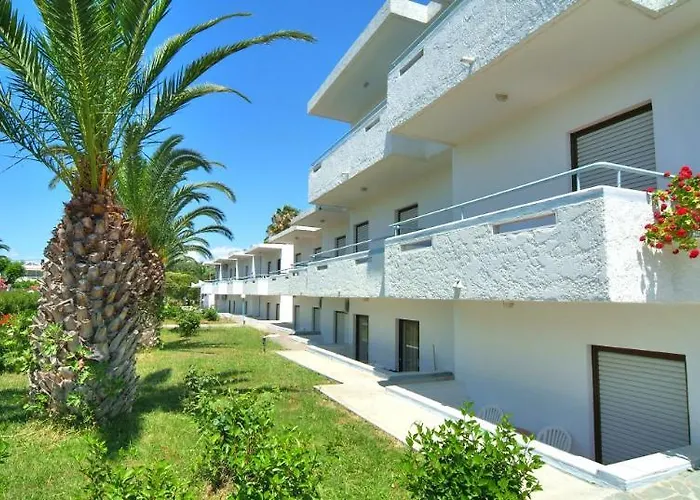 Yiannis Yard & 3* Kos Town