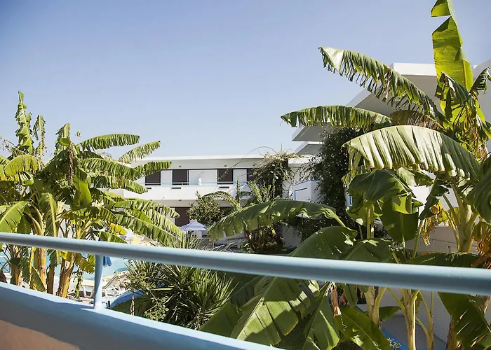 Yiannis Yard & Aparthotel