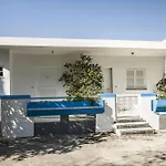 雅尼斯庭院套房公寓 公寓式酒店 4*