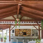 公寓式酒店 雅尼斯庭院套房公寓 科斯镇