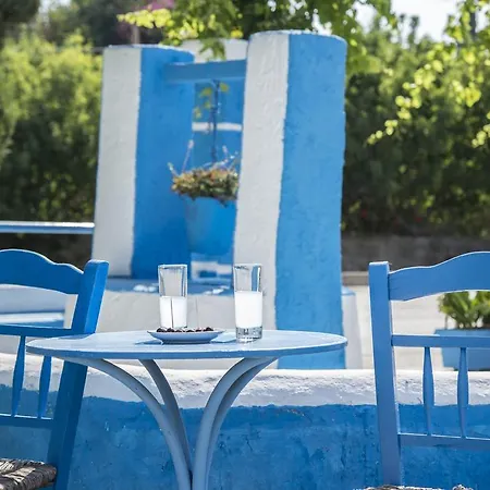 Aparthotel Yiannis Yard &